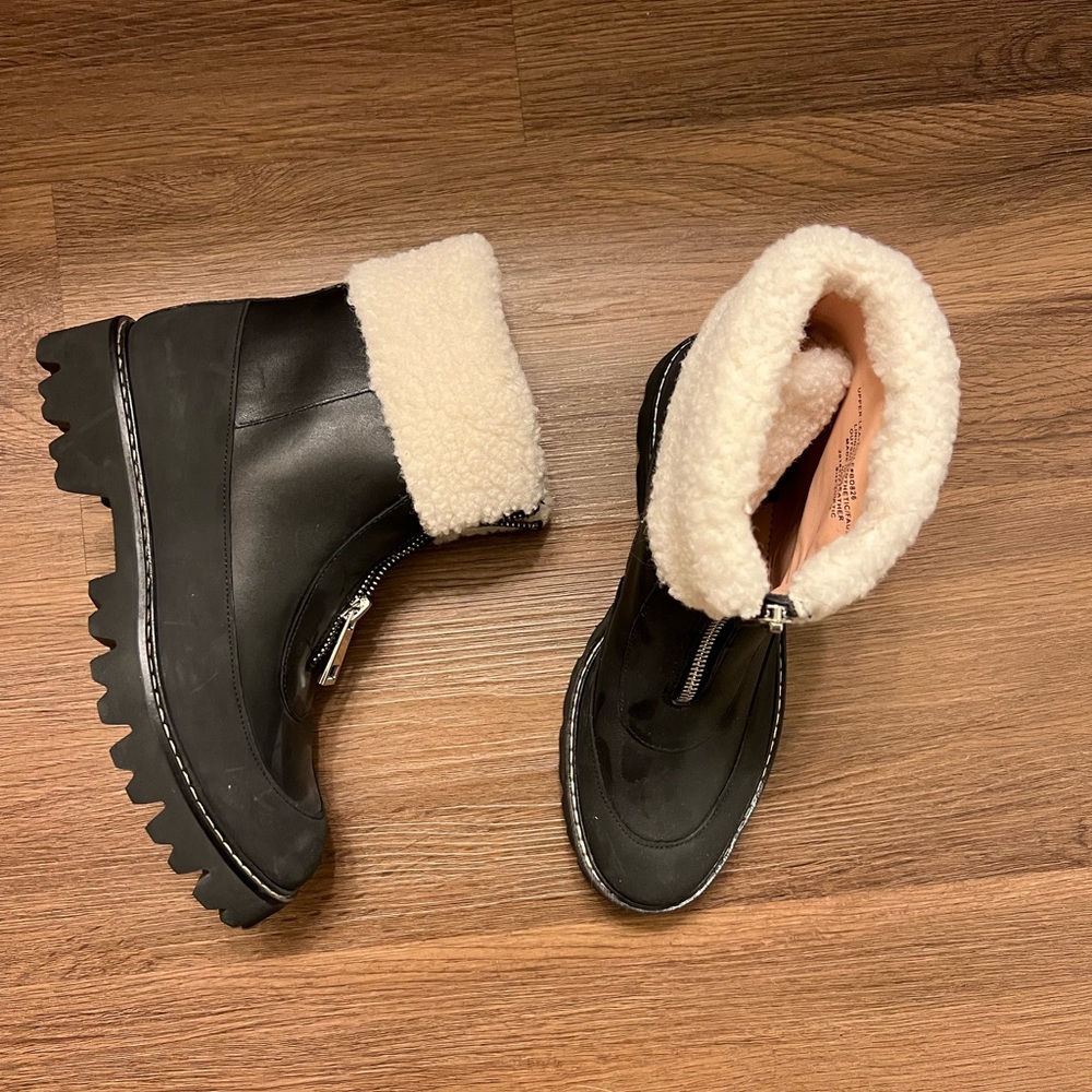 J.Crew lug sole snow boot - Picture 2 of 3